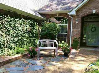 18115 Hideout Cir, Flint, TX 75762