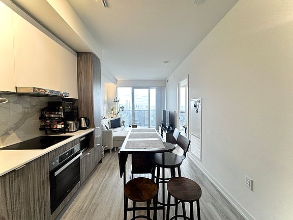 5th image of 55 Cooper St #7102
