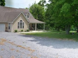 2416 Meador Port Oliver Rd, Scottsville, KY 42164