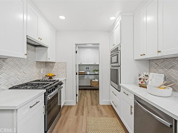 4th image of 2703 Knoxville Ave