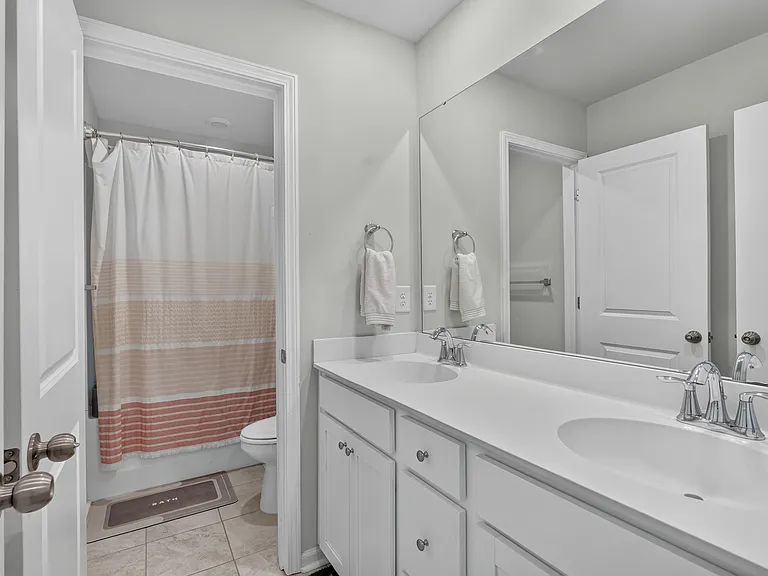 164 Garden Lily Ln — Photo 22