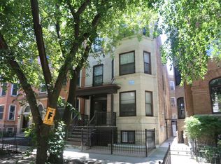 821 W Newport Ave #F3, Chicago, IL 60657