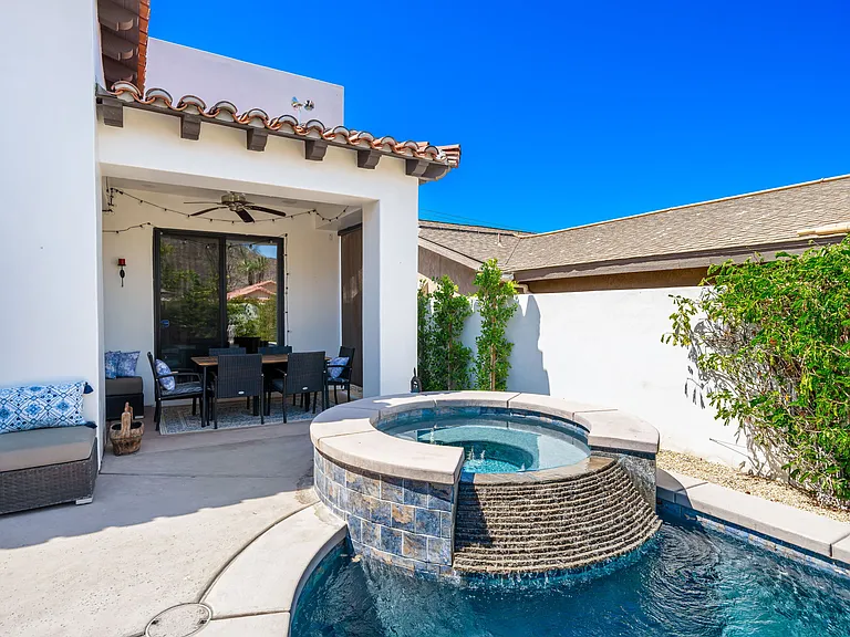 53385 Avenida Mendoza — Photo 3