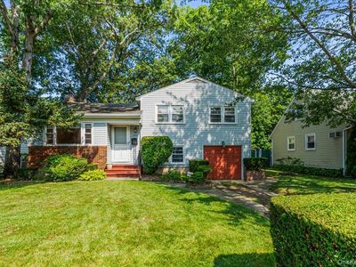 1267 Taft Avenue, Merrick, NY, 11566