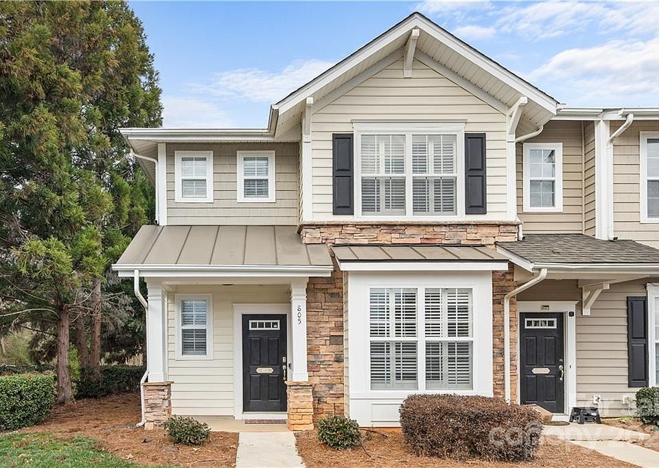 1st image of 805 Lacebark Dr #201