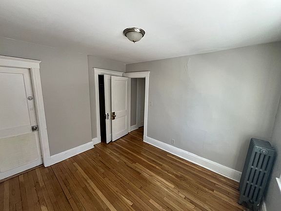 5th image of 119 Lewis St APT 16