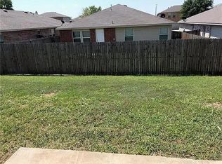 1920 Foxfield, Justin, TX 76247