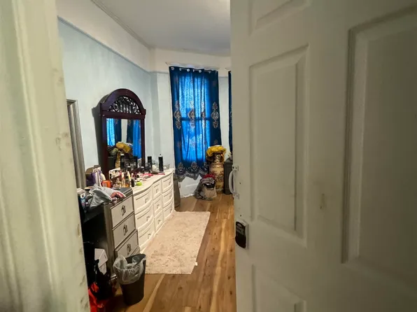 189a-191 Claremont Avenue image 10 of 11