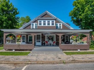 380/382 Main St, Farmington, NH 03835