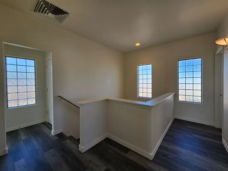 4421 Blue Juniper Loop — Photo 9