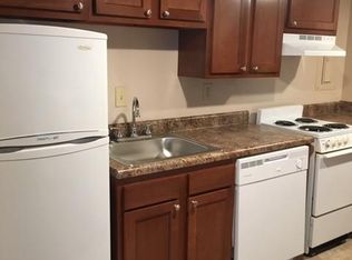 2470 N High St APT B1, Columbus, OH 43202
