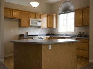 1931 E Gyrfalcon Dr, Sandy, UT 84092