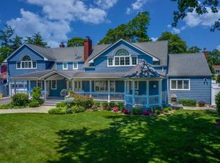 1 Lakeview Ave, Massapequa, NY 11758