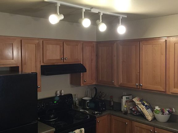 5th image of 4348 9th Ave NE APT 517