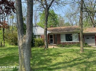 17225 Penrod Dr, Clinton Township, MI 48035