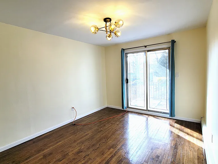 170-20 Lithonia Ave #1F — Photo 6