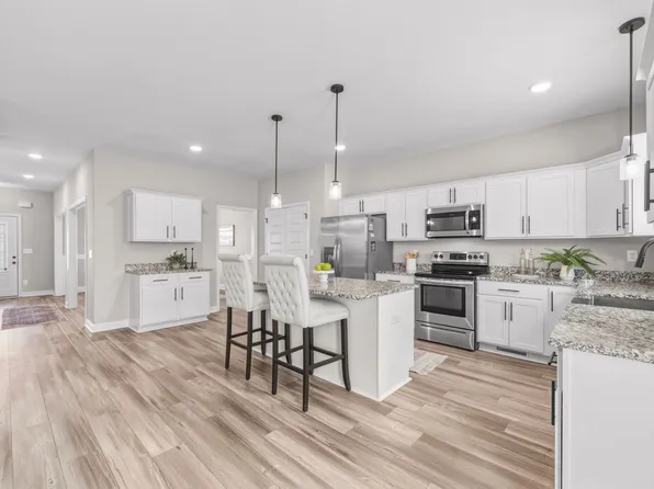 2034 Ireland Way, Clarksville, TN 37042