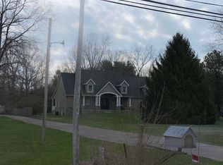 8340 Adler Rd, Lambertville, MI