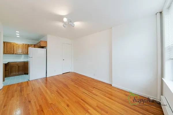 Rented by Bapple | media 9