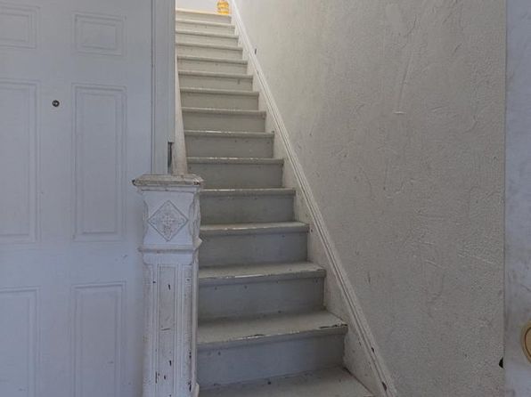 jersey-city-new-jersey-447600131 picture