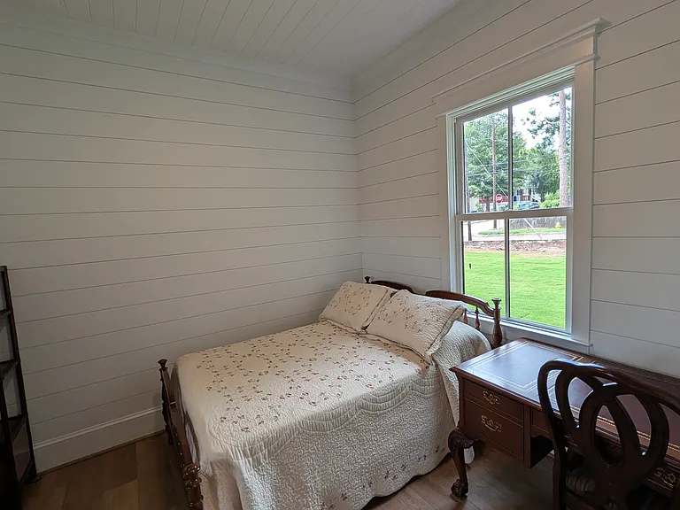 891 Elm St — Photo 26