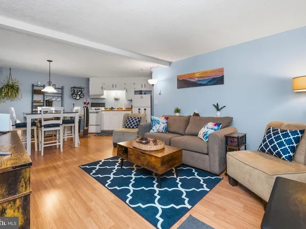 1724 Mosser Rd APT 8, Mc Henry, MD 21541