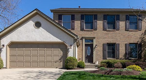 1st image of 796 Collingwood Dr