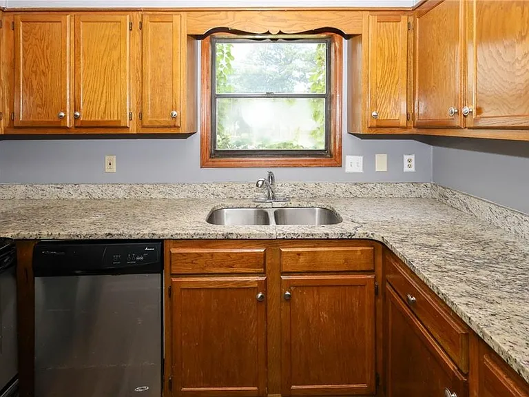 5461 Park Pl S — Photo 14