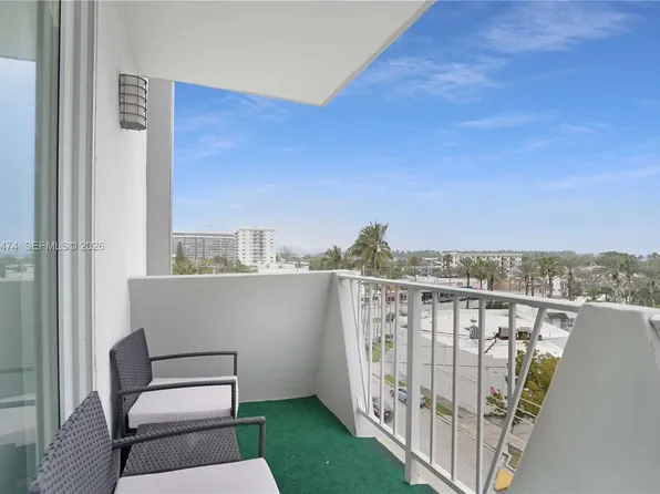 7133 Bay Dr APT 601, Miami Beach, FL 33141