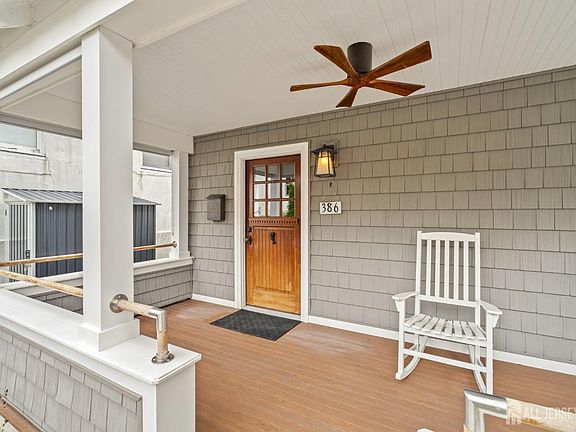 4th image of 386 Navesink Ave