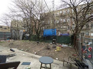 129 Thames St #1A, Brooklyn, NY 11237