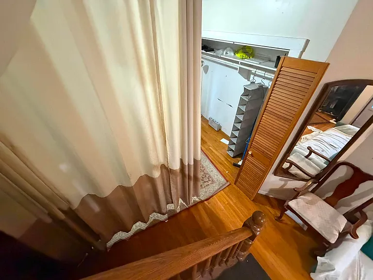 36 Sussex St #1 — Photo 3