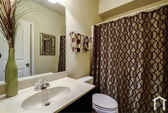 178 Gloster Park Ct — Photo 13