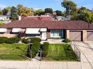 4685 W 83rd St, Chicago, IL 60652