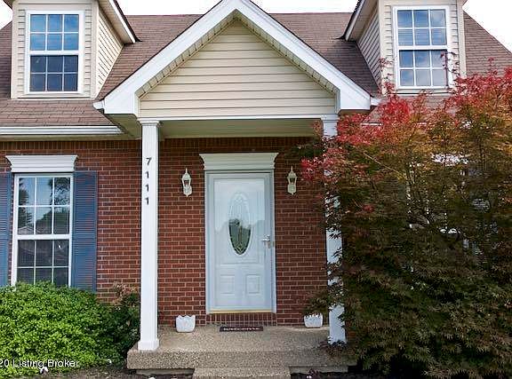 2nd image of 7111 Brook Garden Pl