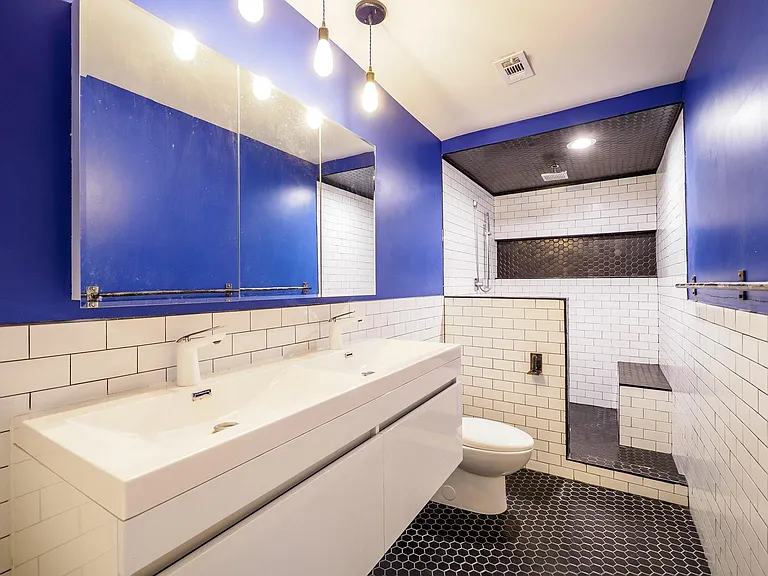 2302 E Side Dr #28 — Photo 13