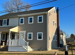 208 2nd St, Fieldsboro, NJ 08505