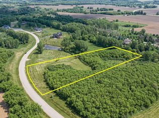 2804 Serenity Ln NE, Rochester, MN 55906