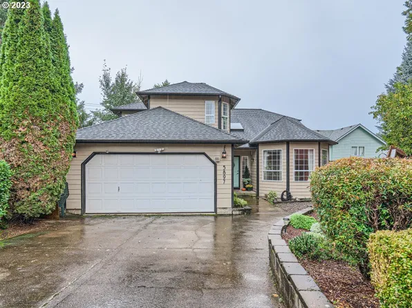 5897 Flairstone Ct SE, Salem, OR 97306
