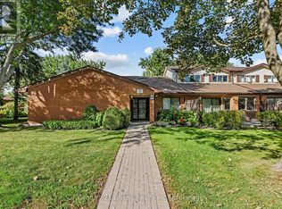 36 Champlain Cres #10-5, Peterborough, ON K9L 1T1