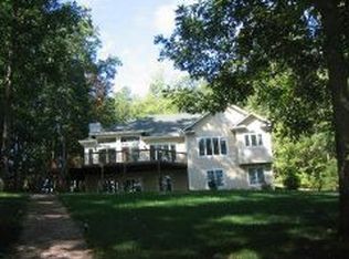 81 Spinnaker Sail Ct, Moneta, VA 24121