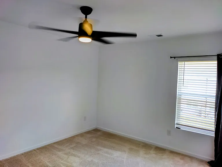 1111 Lossie Ln — Photo 13