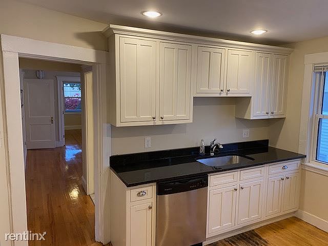 landlord_unit_photo_47648281_1