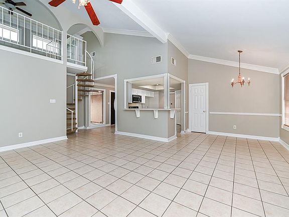 5th image of 14507 Swanfield Dr