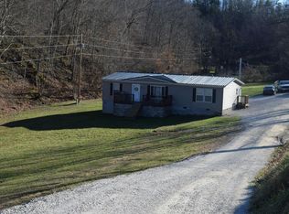 2049 Centerville Rd, West Liberty, KY 41472