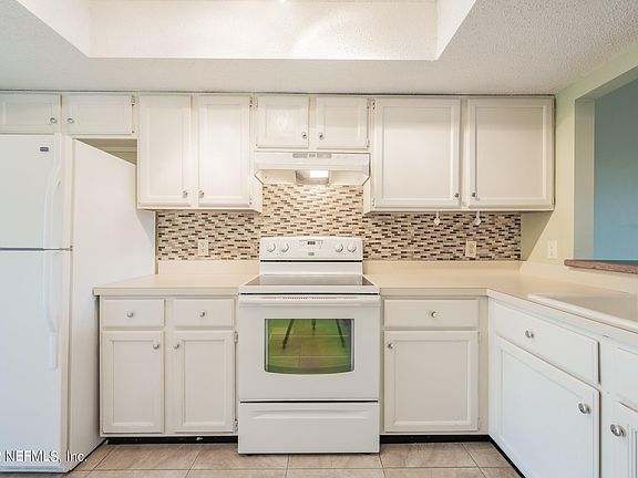 4th image of 111 Cranes Lake Dr