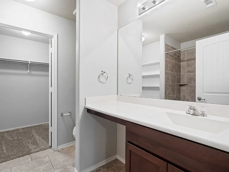 7204 Outfitter Dr — Photo 12