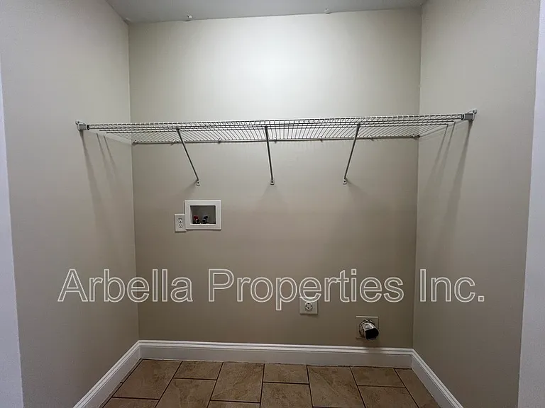1853 Ida Sue Dr — Photo 16