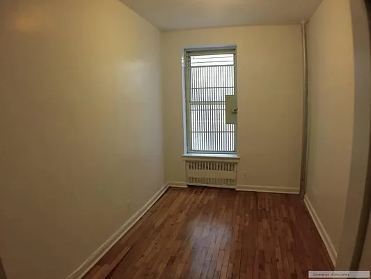 Rented by Sovereign Associates | media 9