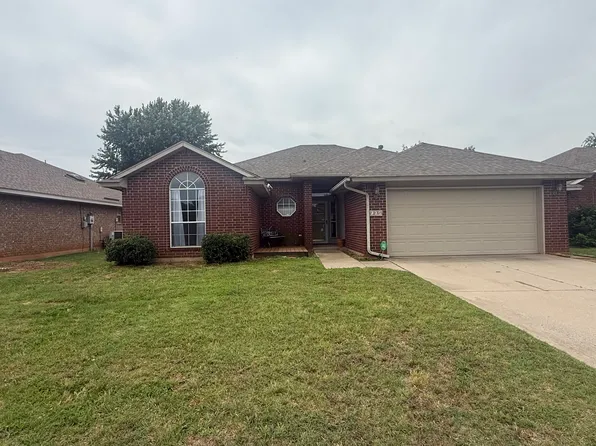 720 Night Hawk Dr, Norman, OK 73072